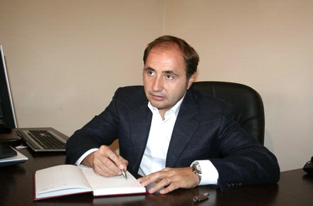 03_Rizea_Cristian_Rizea.jpg 03_Rizea_Cristian_Rizea.jpg
