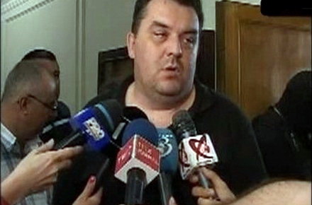 avocat_-_Mihai_Valeriu_Adrian_-_sursa_foto_wwwrealitatea_net.jpg avocat_-_Mihai_Valeriu_Adrian_-_sursa_foto_wwwrealitatea_net.jpg