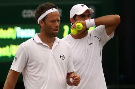 tecau.jpg