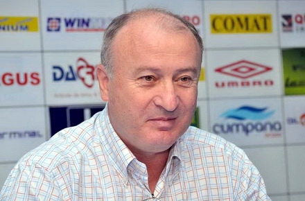 farul_pag_1.jpg