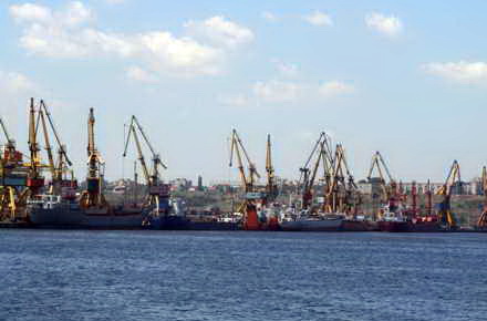 monitor_-_Portul_Constanta.jpg