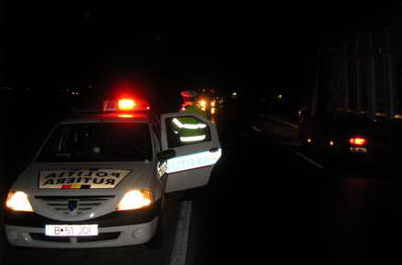 09_accident_-_politia-rutiera_noaptea.jpg 09_accident_-_politia-rutiera_noaptea.jpg