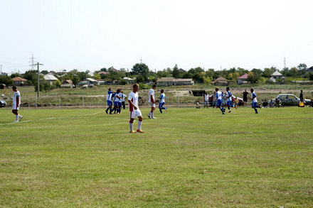 minunea de pe izlaz la corbu au rasarit peste noapte o echipa de fotbal si un stadion galerie foto 80457