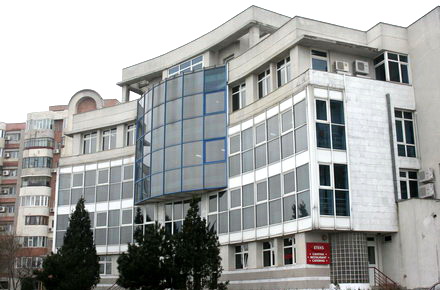 parc_auto_Directia_de_drumuri_si_poduri_01.jpg parc_auto_Directia_de_drumuri_si_poduri_01.jpg