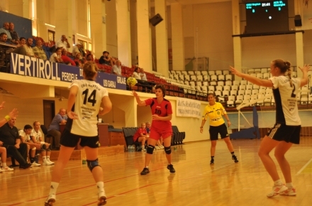 handbal1.jpg
