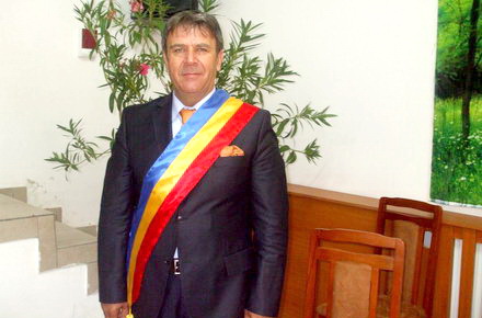 Crucea_Gheorghe_Frigioi.jpg Crucea_Gheorghe_Frigioi.jpg