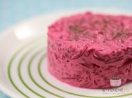 Tzatziki cu sfecla rosie