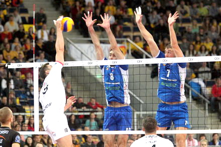 volei.jpg volei.jpg