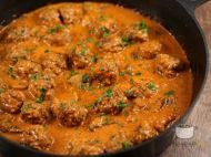 Chiftelute in sos de ciuperci