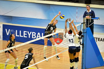 volei.jpg volei.jpg