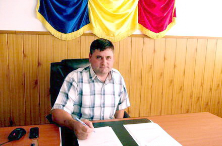 Targusor_Dumitru_Dragu.jpg Targusor_Dumitru_Dragu.jpg