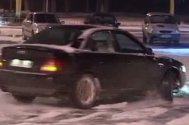  Drifturi pe zăpadă. Senzaţii tari la Mamaia (video)
