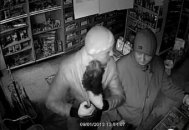 Au furat un câine  din petshop (video)