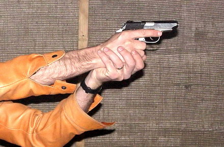 10_pistol_-_pistol_.jpg 10_pistol_-_pistol_.jpg