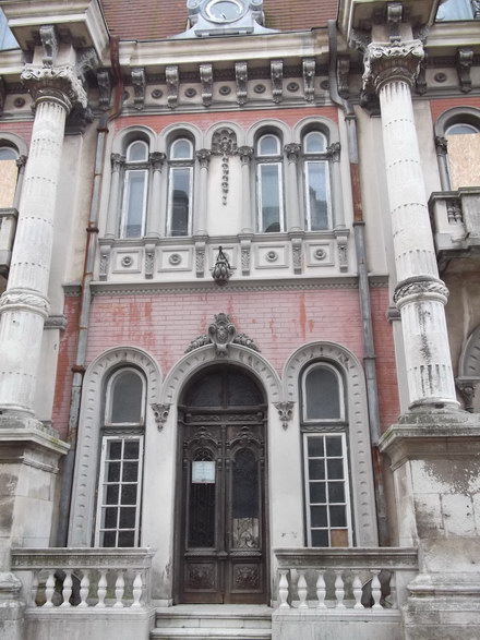 legendele constantei misterioasa legatura dintre casa cu lei si pasiunea pentru arta a lui krikor zambaccian