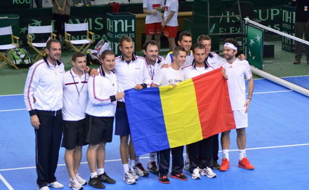 tecau1.jpg