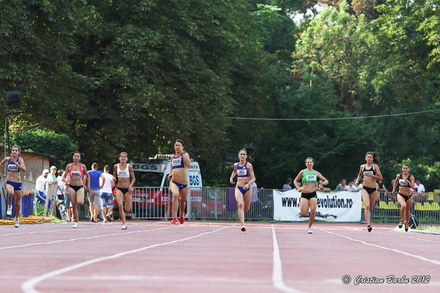 este campioana nationala atleta constanteana in trupa de majorete alaturi de miss romania galerie foto