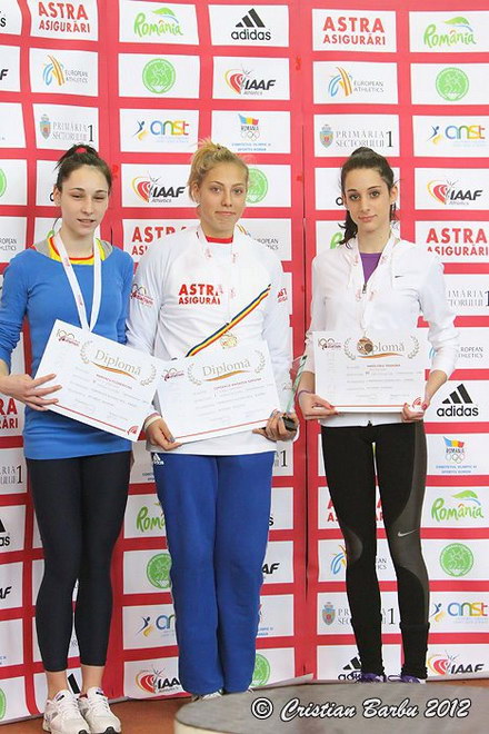 este campioana nationala atleta constanteana in trupa de majorete alaturi de miss romania galerie foto