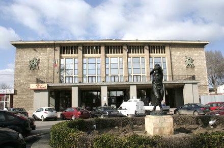 tantareanu_cladire_Sala_Sporturilor_02.jpg tantareanu_cladire_Sala_Sporturilor_02.jpg