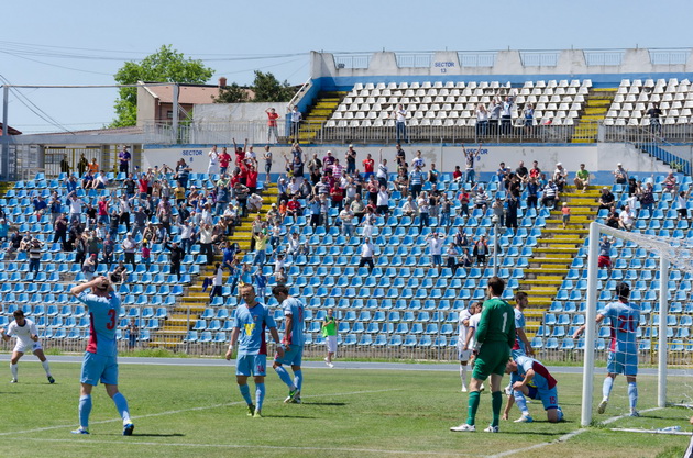 fc farul a castigat al treilea meci la rand si a iesit de la retrogradare ion rauta i a atins pe marinari