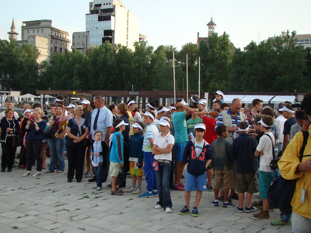 ambarcatiunile constantene au taiat apa cu repeziciune la trofeul tomis galerie foto 457586
