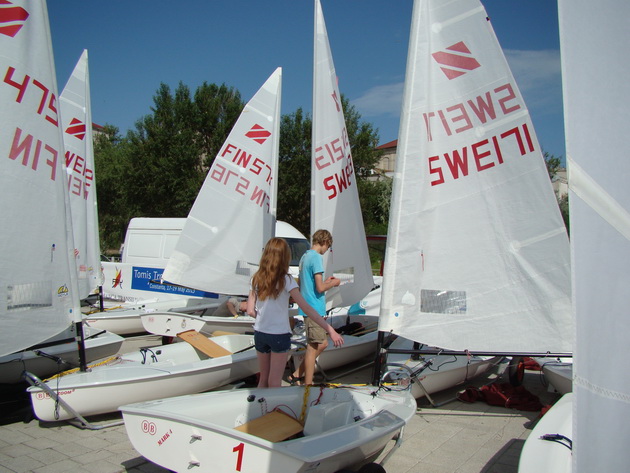 ambarcatiunile constantene au taiat apa cu repeziciune la trofeul tomis galerie foto 457586