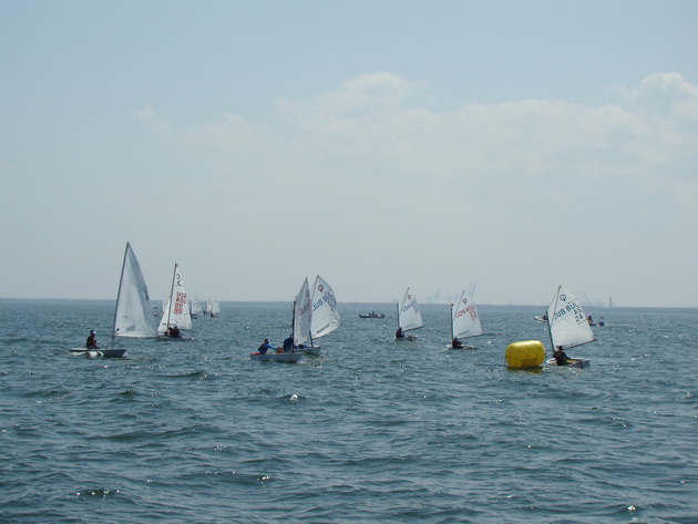 ambarcatiunile constantene au taiat apa cu repeziciune la trofeul tomis galerie foto 457586