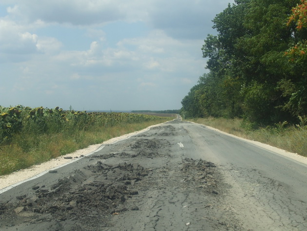 ramanem cu drumuri judetene de pamant iar multe tronsoane nu prind reabilitarea nici anul acesta cum