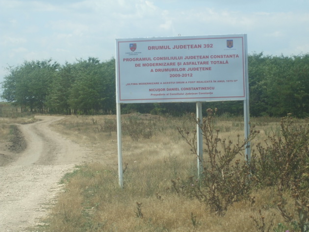 ramanem cu drumuri judetene de pamant iar multe tronsoane nu prind reabilitarea nici anul acesta cum