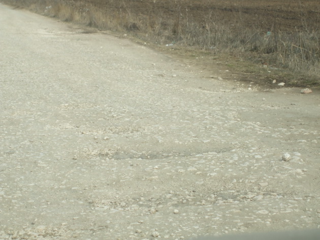 ramanem cu drumuri judetene de pamant iar multe tronsoane nu prind reabilitarea nici anul acesta cum