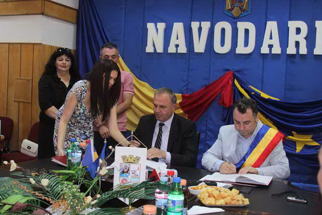 navodari a devenit frate cu krusevo urmeaza un oras din rusia nicolae mate din aceste infratiri avem navodari a devenit frate cu krusevo urmeaza un oras din rusia nicolae mate din aceste infratiri avem