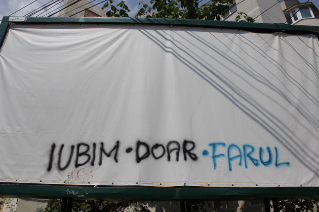 fotoreportaj ce mesaje scriu constantenii pe toti peretii 461155