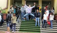 Fotoreportaj Bucurie mare, dar şi lacrimi de supărare la prima prima probă scrisă a BAC-ului