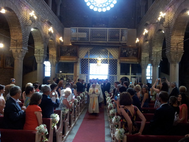 incep sa soseasca invitatii la nunta deputatului constantean cristina dumitrache tudor gheorghe se afla
