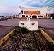 Cum a izolat CFR Delta Dunării de litoral În „Eurogara“ lui Mitrea, care a costat un milion de euro, ajung doar două trenuri și o mână de oameni