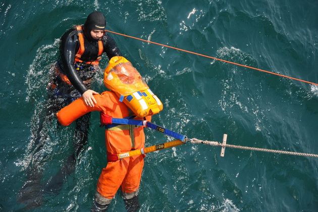 fotoreportaj ultimele pregatiri inainte ziua marinei 466547