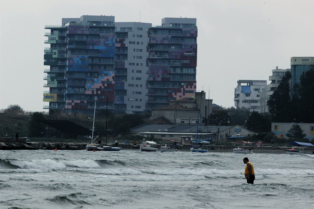 fotoreportaj mamaia peisaj sinistru ca n filmele lui hitchock 467955