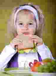 Pacheţelul cu mâncare pentru şcoală Ce ar trebui să conţină şi ce nu