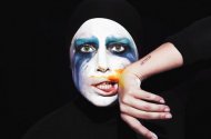 Melodia zilei Lady Gaga - Applause 