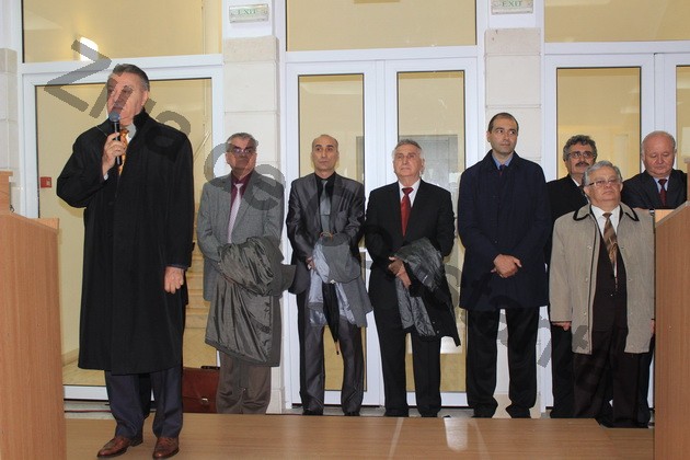 umbrele regrete urari si promisiuni cum a fost la deschiderea anului universitar de la ovidius galerie