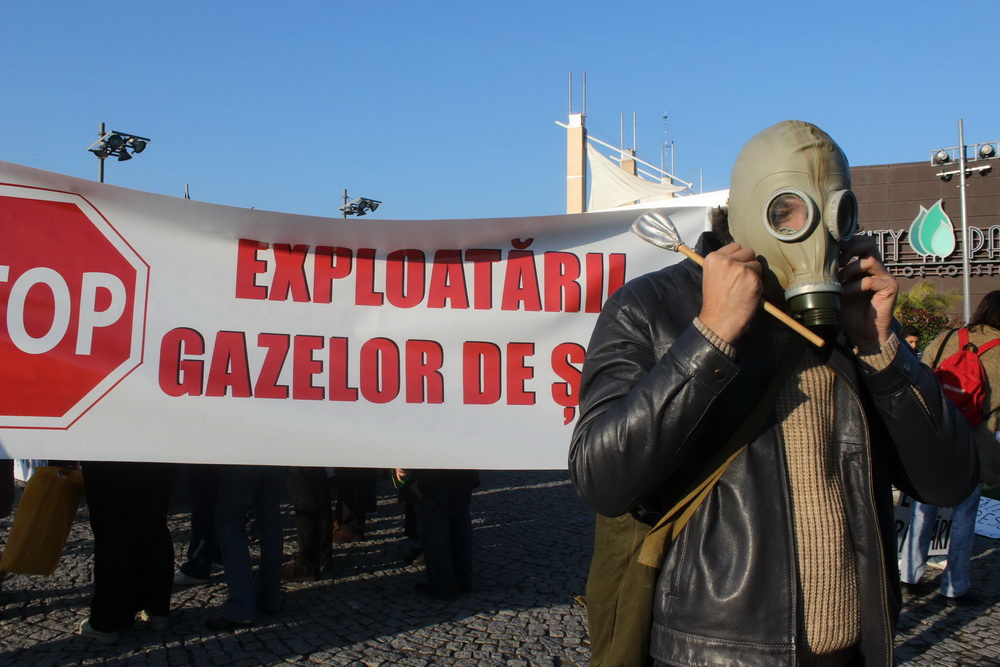 baricada verde la constanta un nou protest impotriva proiectului aurifer de la rosia montana 472199