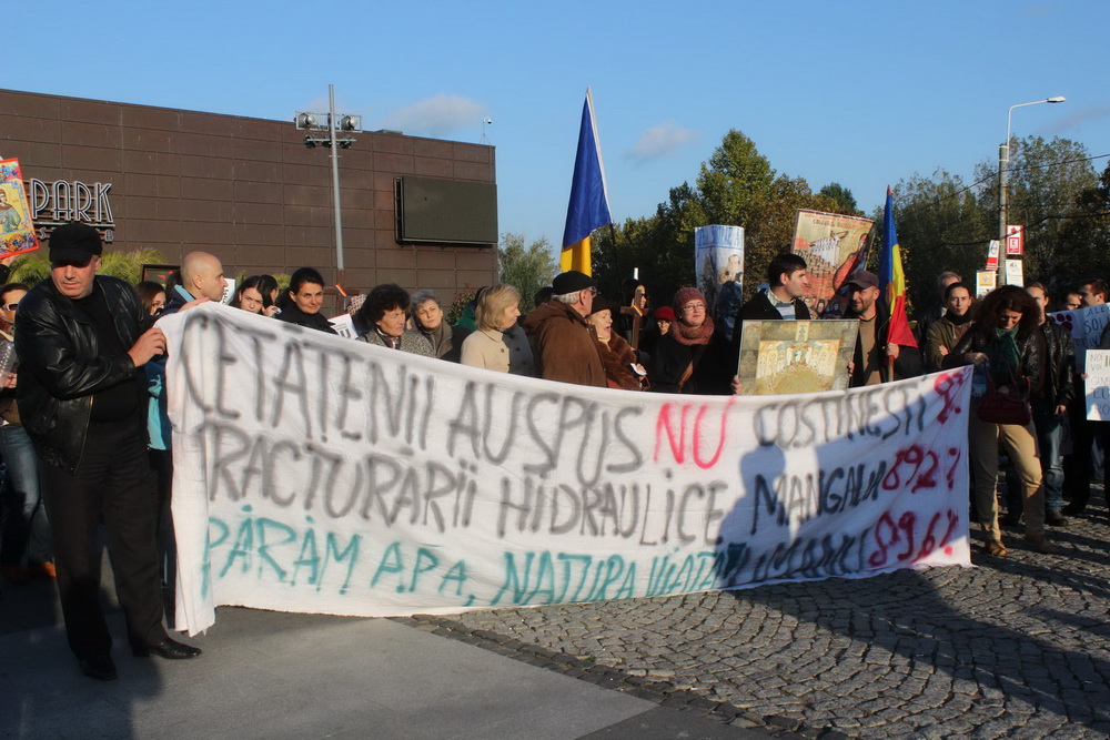 baricada verde la constanta un nou protest impotriva proiectului aurifer de la rosia montana 472199
