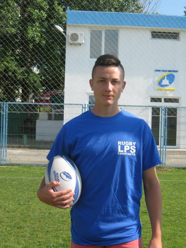 trei rugbysti si un fotbalist toti cei patru baieti ai unei familii din topraisar sunt sportivi galerie