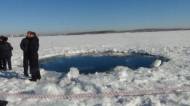 Prima imagine cu meteoritul gigantic care a căzut în lacul din Rusia