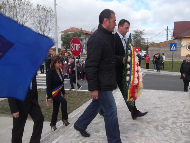 incredibila aventura traita de veteranul de razboi gheorghe dobroiu soldati americani prezenti la manifestarile