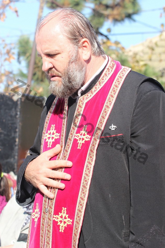parintele stefan popa a trecut la biserica autonoma dupa vechiul calendar galerie foto 474341