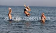 Fotoreportaj Faze tari in apa rece a marii