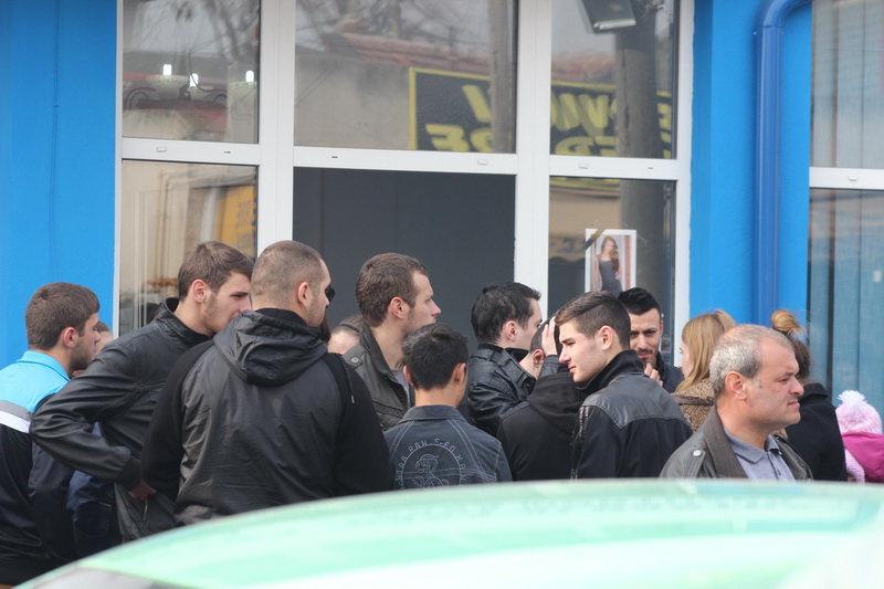 fotoreportaj andreea rosu condusa pe ultimul drum de rude si prieteni 475917