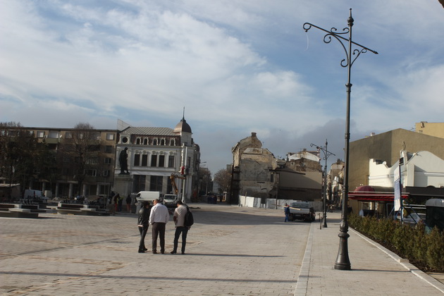 fotoreportaj piata ovidiu aproape modernizata uite cum arata 477171