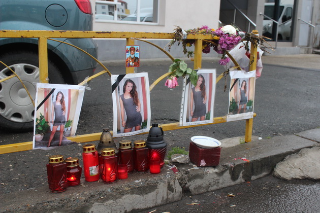 fotoreportaj in memoriam aici a murit andreea rosu 477307